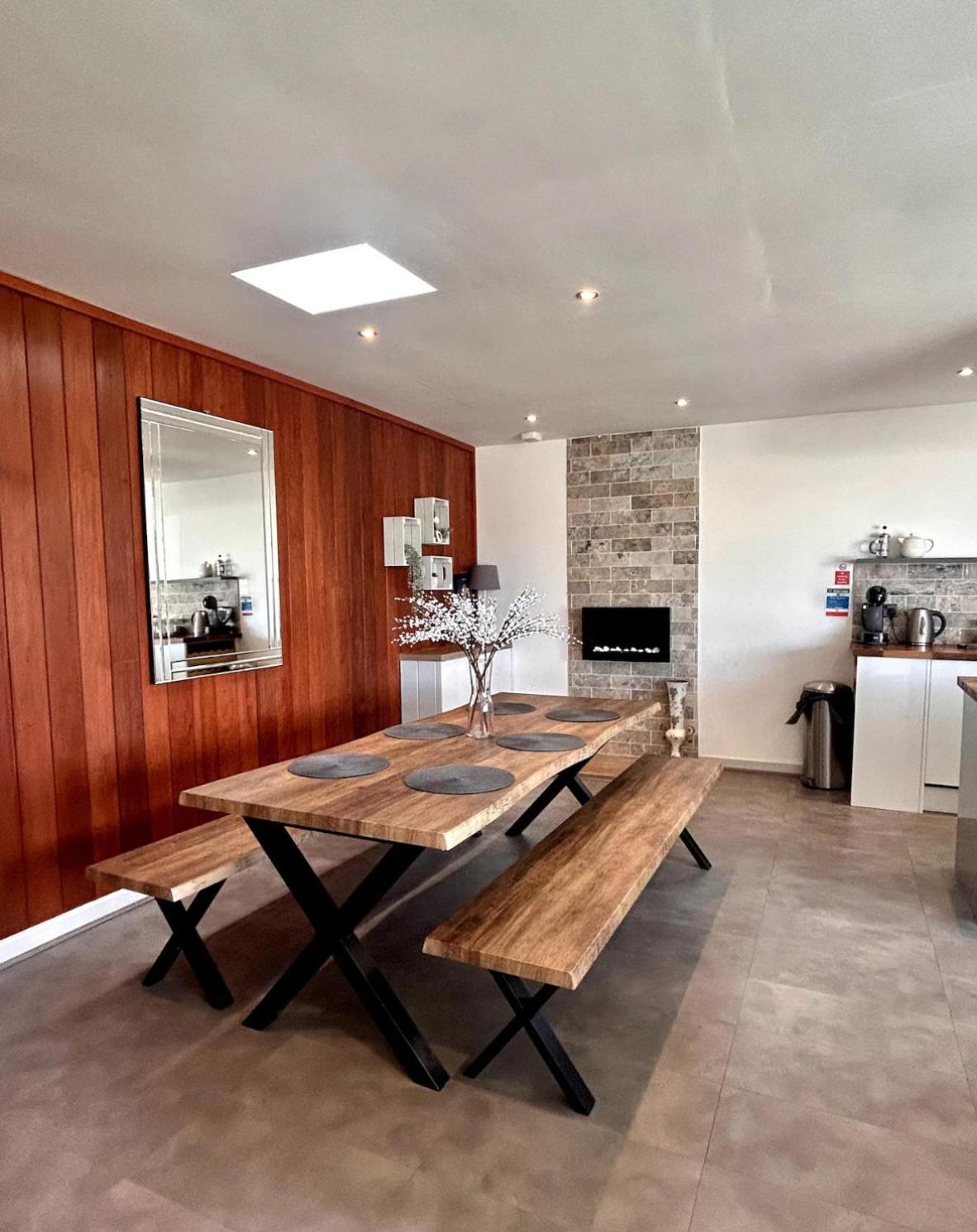 Clover Cottage Beeley 외부 사진